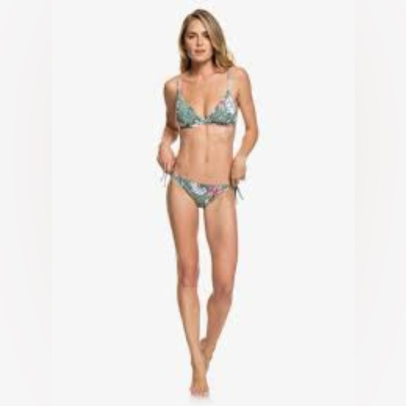 NWT ROXY Swim Bikini Top 🌺 - Picture 10 of 10